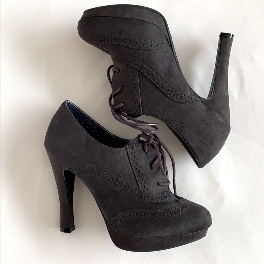 High Heels with Laces